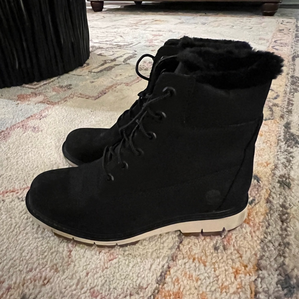 Fur-lined Timberland Boots Sz 8.5